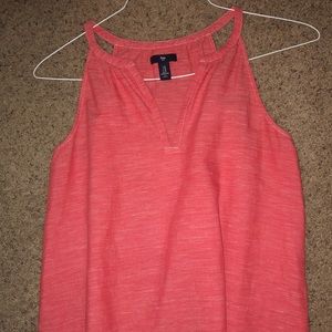 4 tank tops for $25